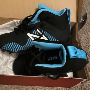 New balance cleats
